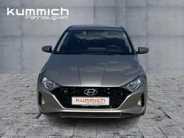 HYUNDAI I20 (2/15)