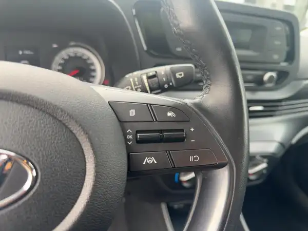 HYUNDAI I20 (14/15)