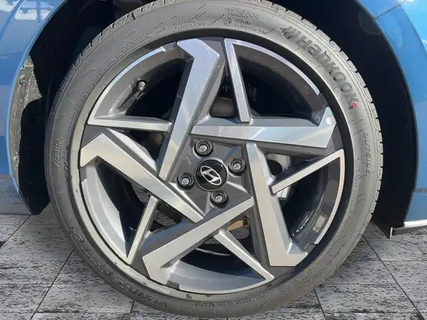 HYUNDAI I20 (7/15)