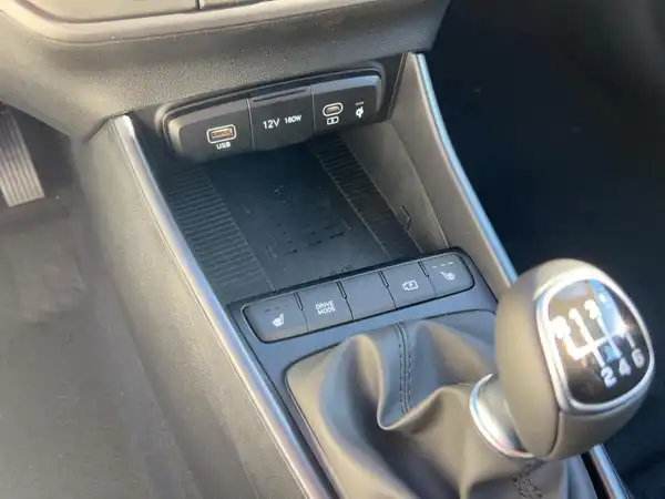 HYUNDAI I20 (14/15)