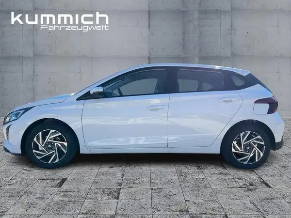 HYUNDAI I20 (6/15)