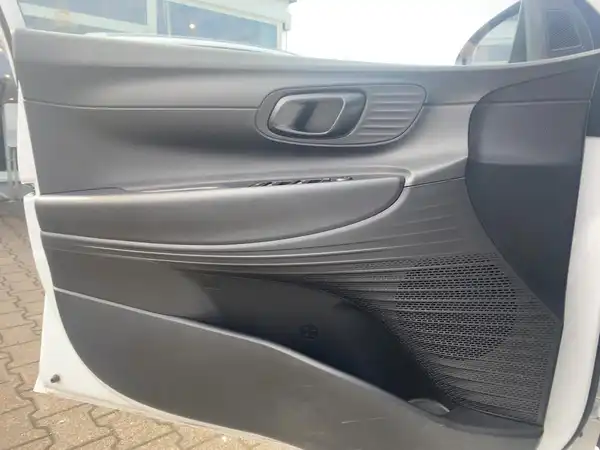 HYUNDAI I20 (14/15)