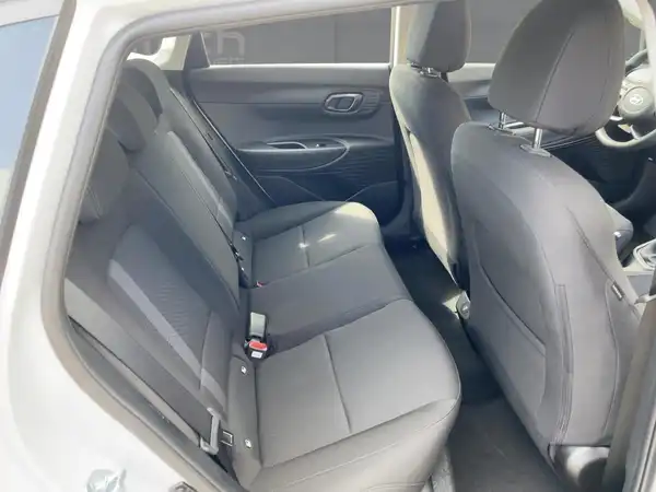 HYUNDAI I20 (12/15)