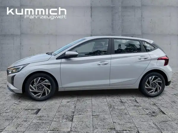 HYUNDAI I20 (6/15)