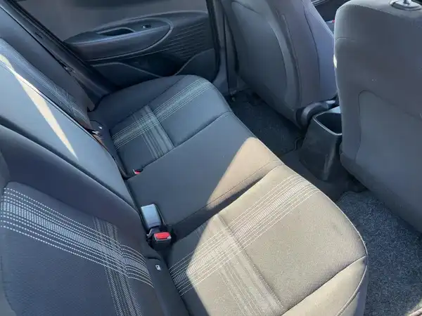 HYUNDAI I20 (12/15)