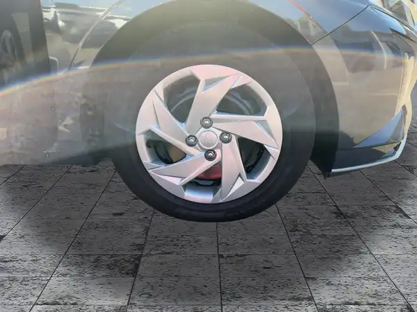 HYUNDAI I20 (7/15)