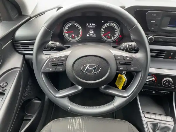 HYUNDAI I20 (9/15)