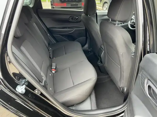 HYUNDAI I20 (12/15)