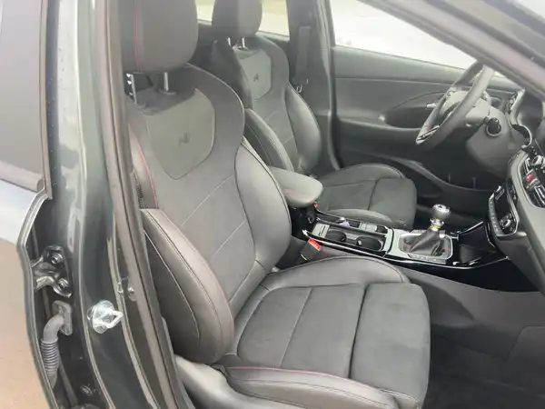 HYUNDAI I30 (11/15)