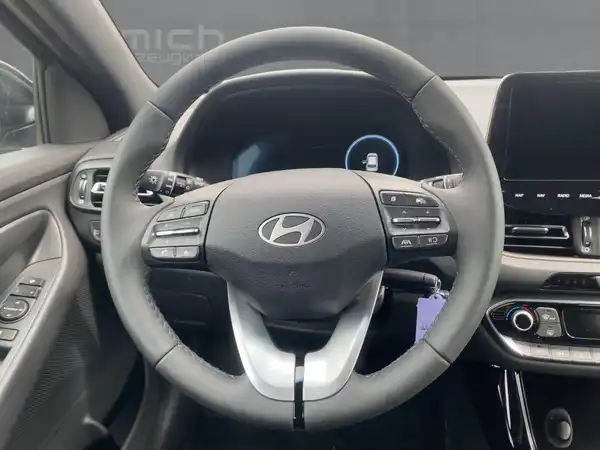 HYUNDAI I30 ADVANTAGE (9/14)