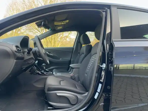 HYUNDAI I30 (11/14)