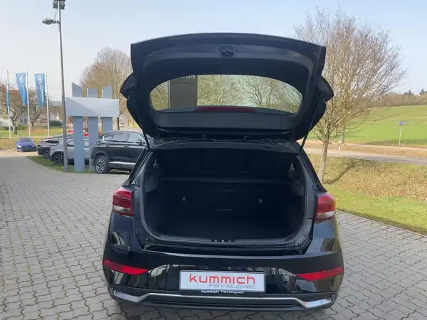 HYUNDAI I30 (13/14)