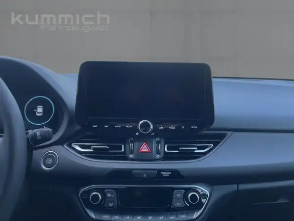 HYUNDAI I30 (10/14)