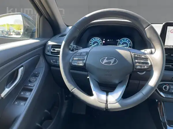 HYUNDAI I30 ADVANTAGE (9/15)