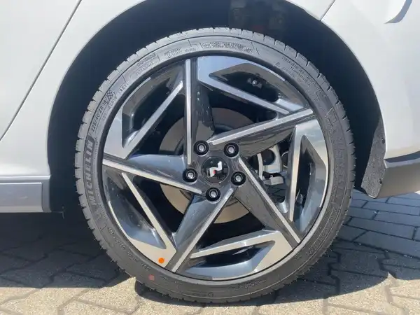 HYUNDAI I30 (7/15)