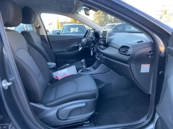 HYUNDAI I30 (11/15)