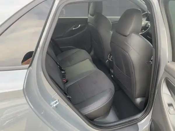 HYUNDAI I30 (12/15)