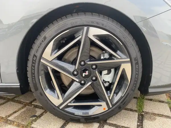 HYUNDAI I30 (7/15)