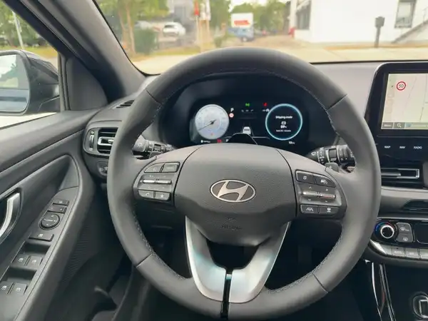 HYUNDAI I30 (9/14)