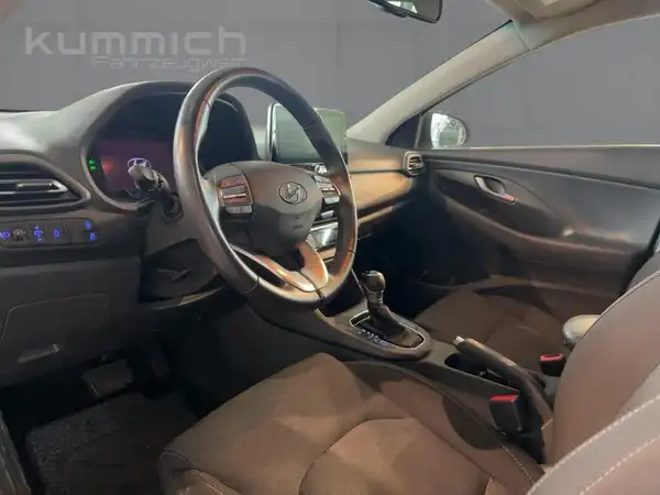 HYUNDAI I30 (11/15)