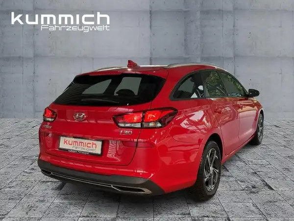 HYUNDAI I30 (4/15)