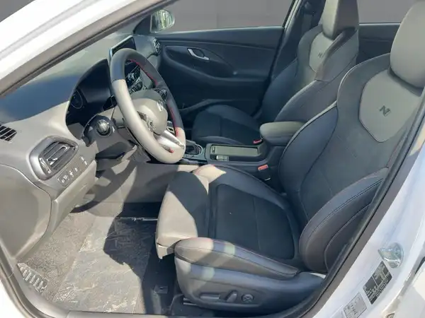 HYUNDAI I30 (11/15)