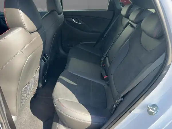 HYUNDAI I30 (12/15)