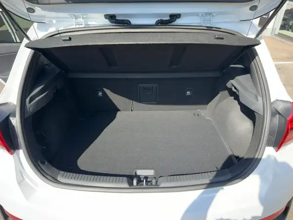HYUNDAI I30 (13/15)