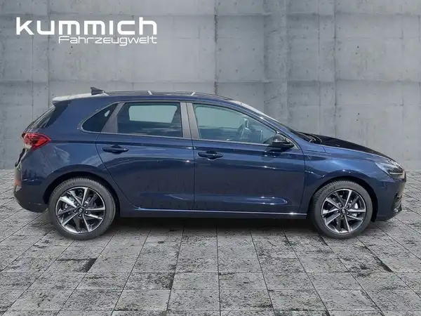 HYUNDAI I30 ADVANTAGE (3/14)