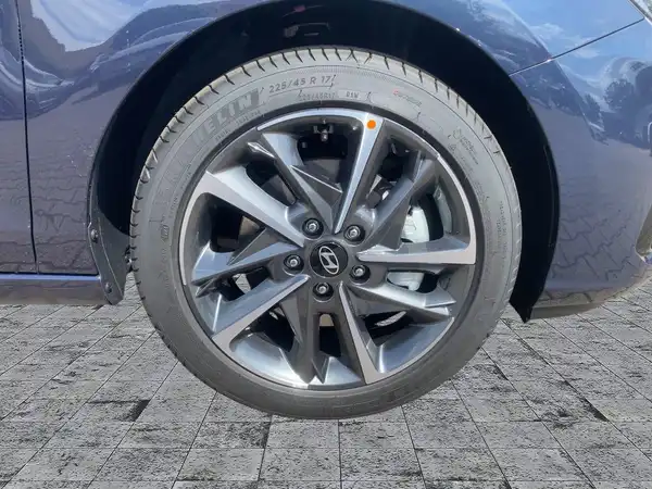 HYUNDAI I30 ADVANTAGE (7/14)