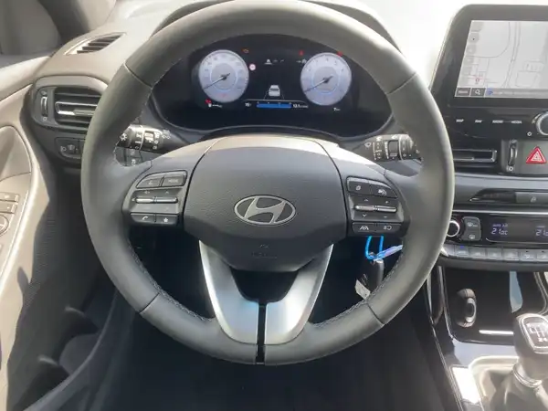 HYUNDAI I30 ADVANTAGE (9/14)