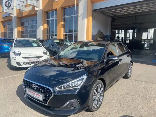 HYUNDAI I30 (1/15)