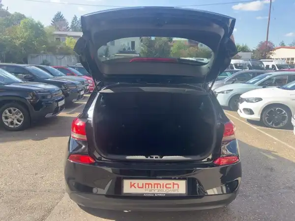 HYUNDAI I30 (13/15)