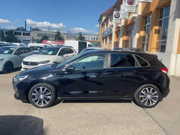 HYUNDAI I30 (6/15)