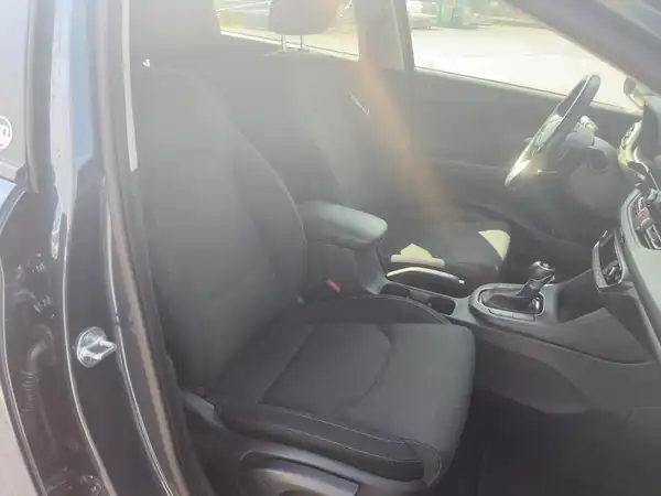 HYUNDAI I30 (11/15)