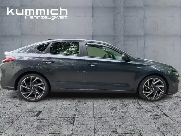 HYUNDAI I30 (3/15)