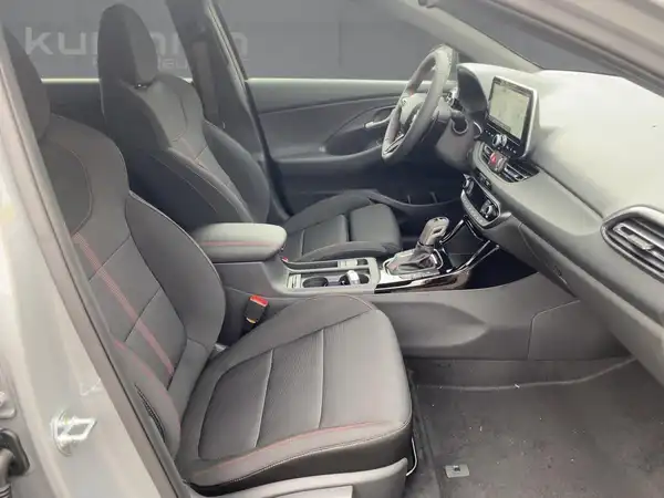 HYUNDAI I30 (11/15)
