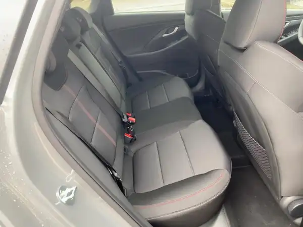 HYUNDAI I30 (12/15)