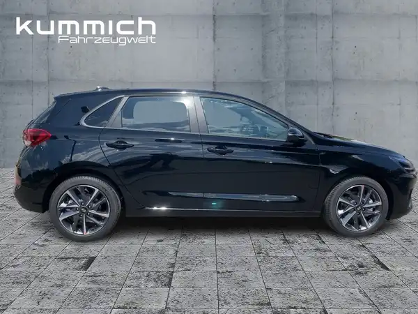 HYUNDAI I30 ADVANTAGE (3/14)