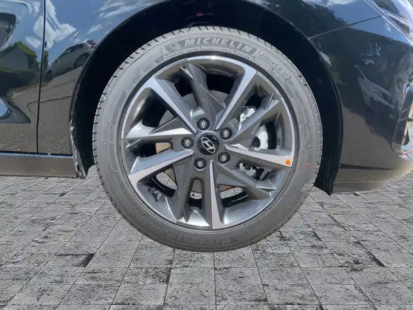 HYUNDAI I30 ADVANTAGE (7/14)
