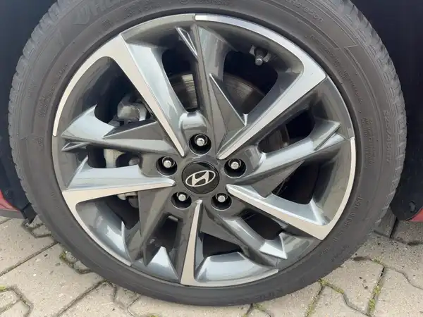 HYUNDAI I30 ADVANTAGE (7/15)