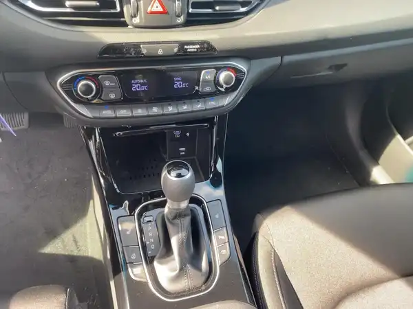HYUNDAI I30 (14/15)