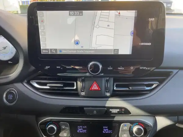 HYUNDAI I30 (10/15)