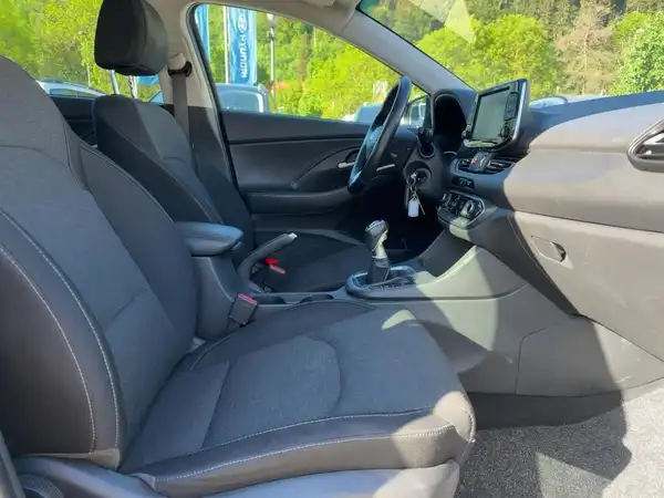 HYUNDAI I30 (11/14)