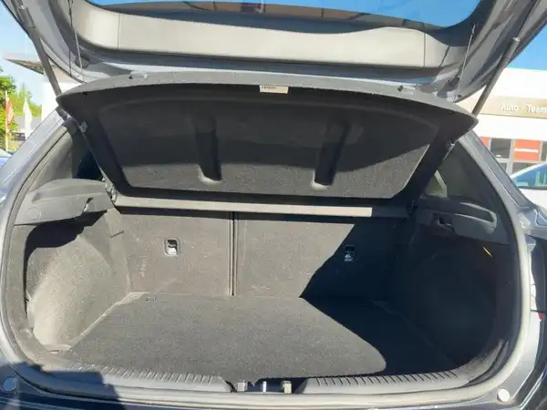 HYUNDAI I30 (13/14)
