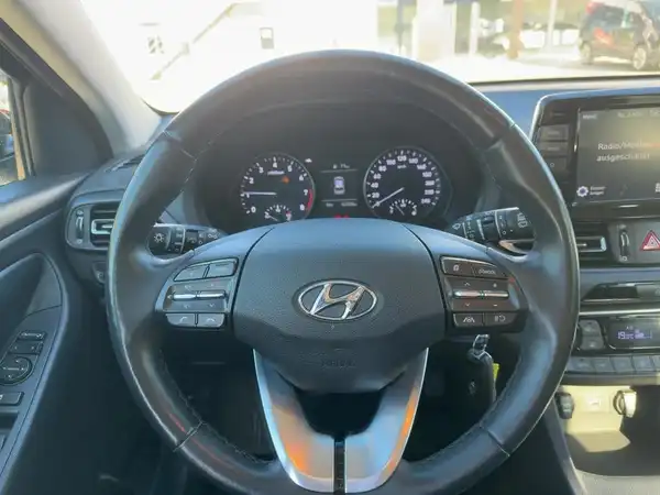 HYUNDAI I30 (9/14)