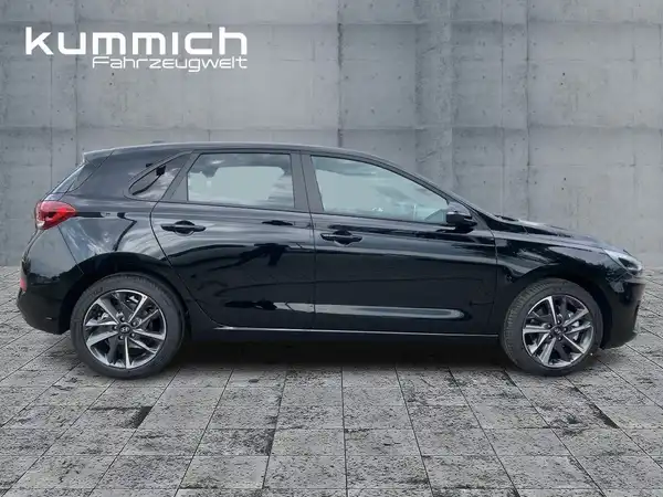 HYUNDAI I30 ADVANTAGE (3/14)