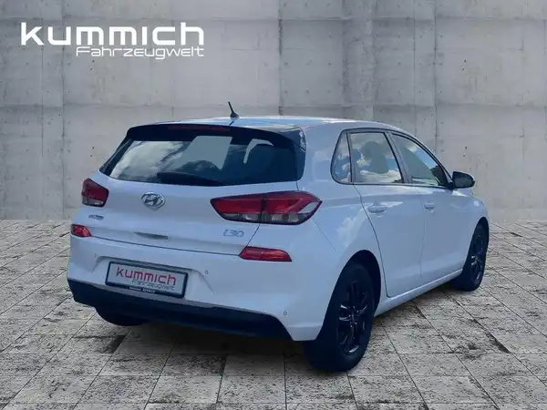HYUNDAI I30 (4/15)