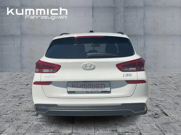 HYUNDAI I30 KOMBI ADVANTAGE (5/15)