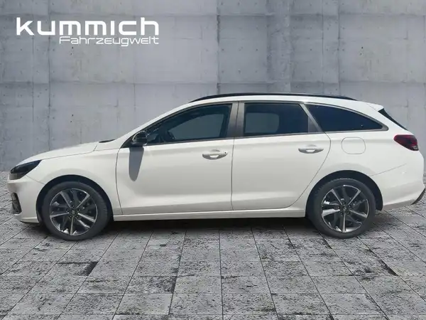 HYUNDAI I30 KOMBI ADVANTAGE (6/15)